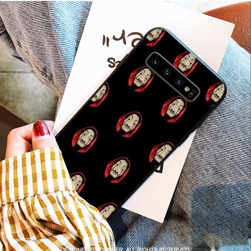 

Spain TV Money Heist House Paper Black Soft Phone Cases For Samsung S9 10 20 Plus Note 9 10 10plus 20 Ultra A20 21s J7 Plus 8