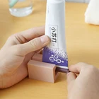 Выжималка для ванной дозатор пасты для зубов дозатор пасты выжималка для тюбиков очищающее средство для лица пресс вращающийся держатель для детей