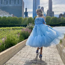 Vestido de fiesta de princesa azul cielo sin tirantes, Mangas de casquillo, flores 3D, vestido de baile de tul, largo hasta el té, vestidos de fiesta de noche para mujer (1)