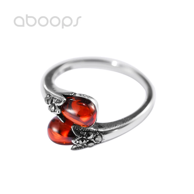 

Женское кольцо из серебра 925 пробы с красными камнями, размер 6-9
