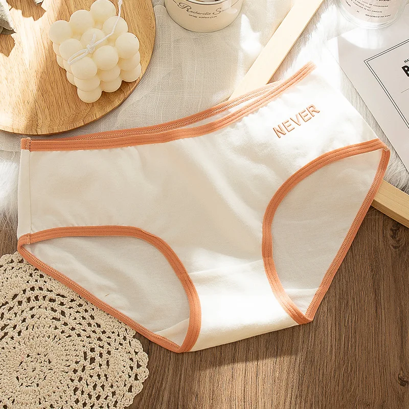 

Sweet and Lovely Underwear Panties Women Cotton Briefs Spandex Solid Mid-rise