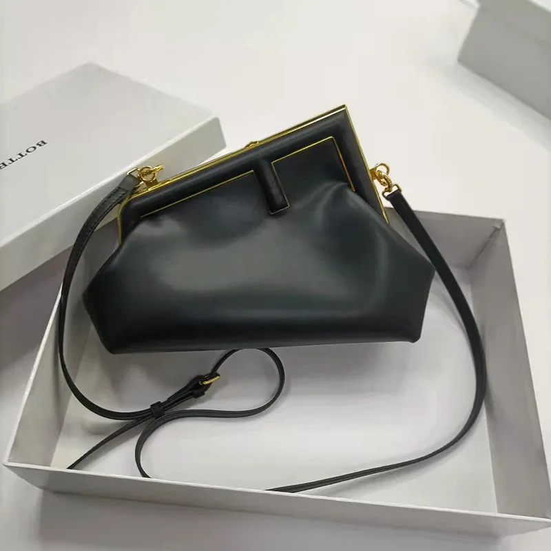 

Высококачественные дизайнерские сумки через плечо из натуральной кожи с зажимом для женщин 2021 брендовые роскошные сумки через плечо сумки-...