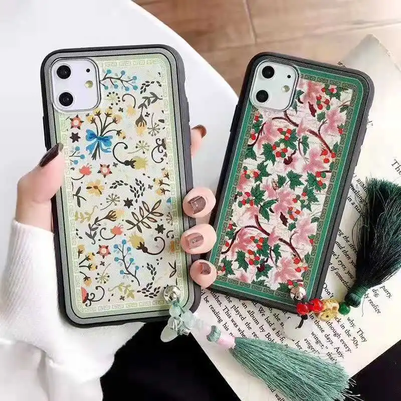 Рельефный чехол для телефона в стиле ретро с изображением растений и цветов iphone 11