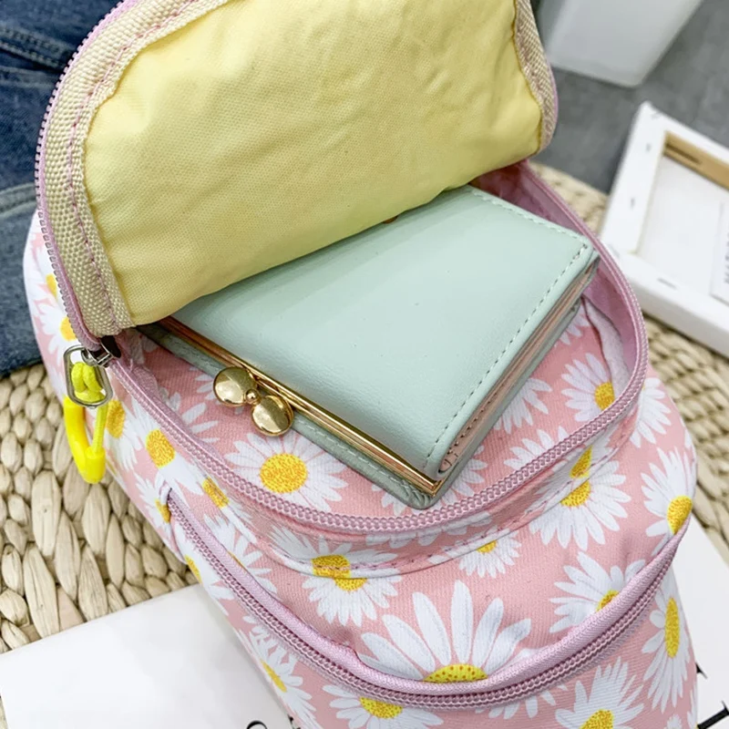 

Daisy Women's Chest Bag Fashion New Sports One Shoulder Messenger Canvas Bag Travel Mobile Phone Bag