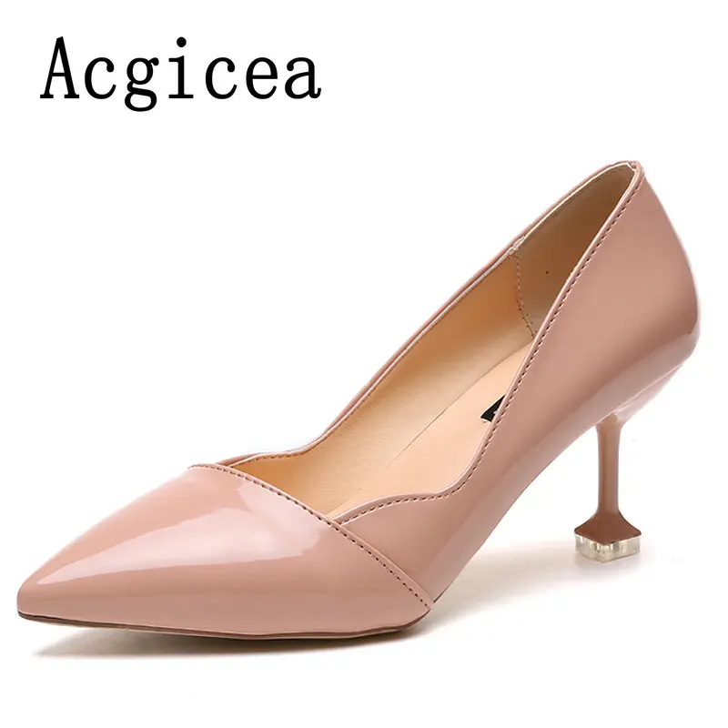 Красивые популярные женские модные вечерние туфли-лодочки выразительные