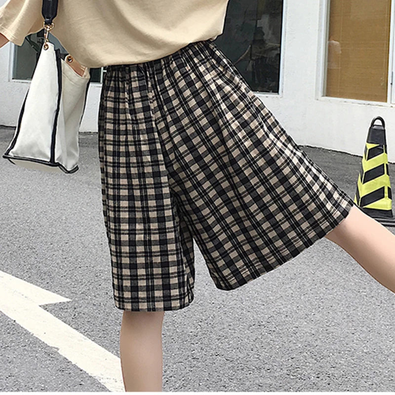 

LJSXLS Plaid Shorts Women Loose Casual Elastic Waist Shorts Womens 2021 Summer Plus Size High Waist All-match Short Pants Femme