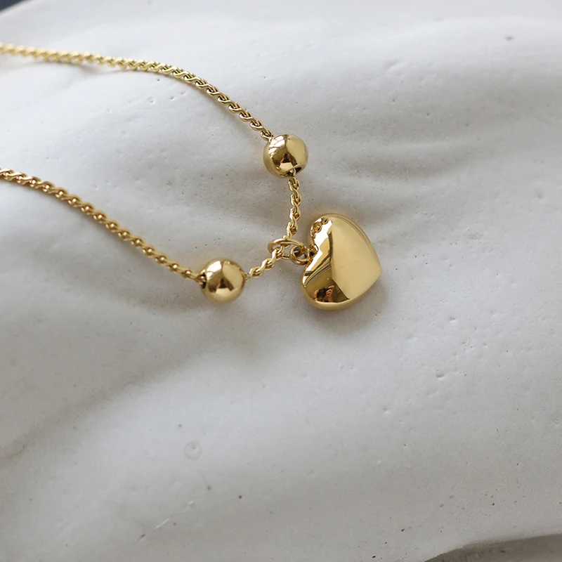 

Fashion Bohemian White Shell With Heart Pendant Bracelet Charm Stainless Steel Gold Color Chain Bracelet Vintage Bangles Jewelry