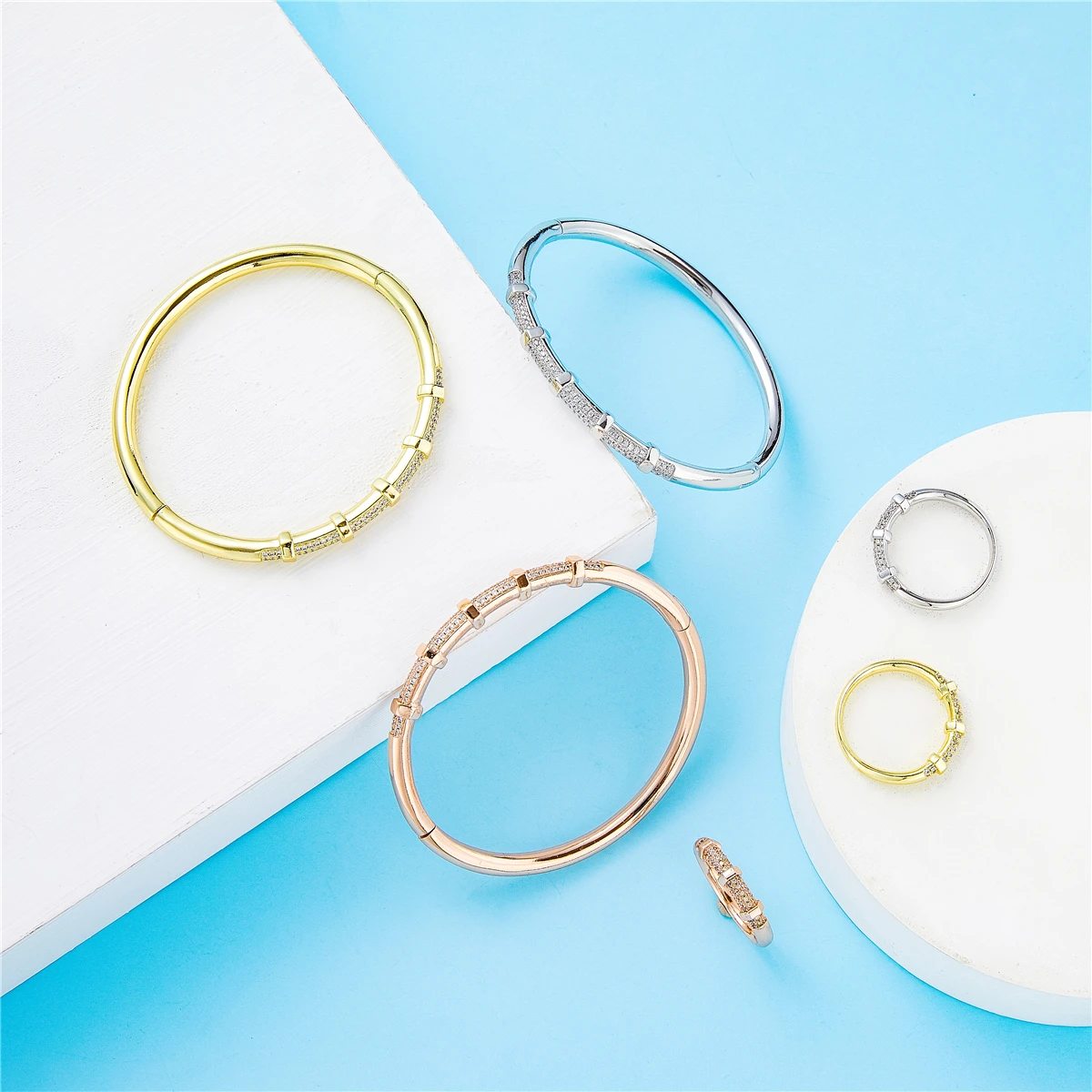 

2020 Dec свадебный набор золотых ювелирных изделий модный набор медных ювелирных изделий высокого качества набор ювелирных изделий