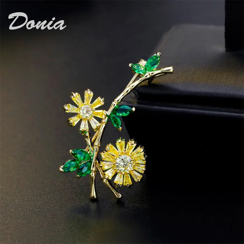 _ Корейская версия вращающейся маленькой медная микро-инкрустированная AAA