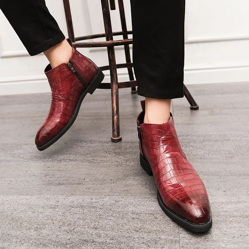 Мужские ботинки на молнии красные кожаные с острым носком Крокодиловая