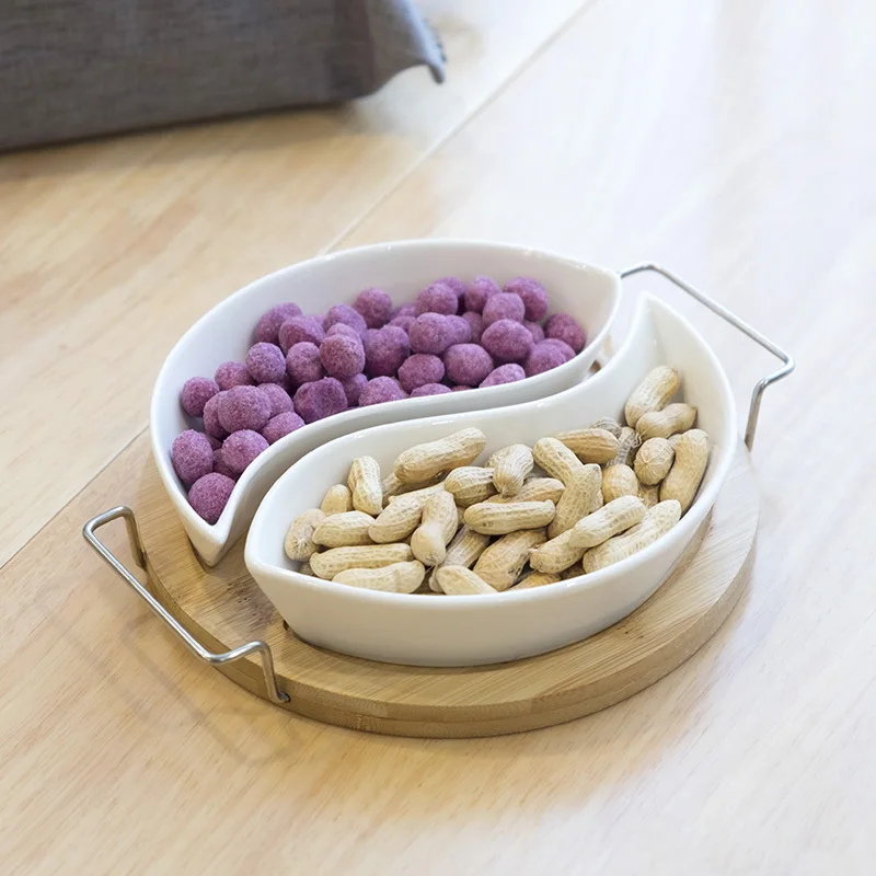 

Роскошная художественная керамическая тай-чи Фруктовая тарелка с бамбуком и деревянным подносом Современная Гостиная разделенная тарелка...