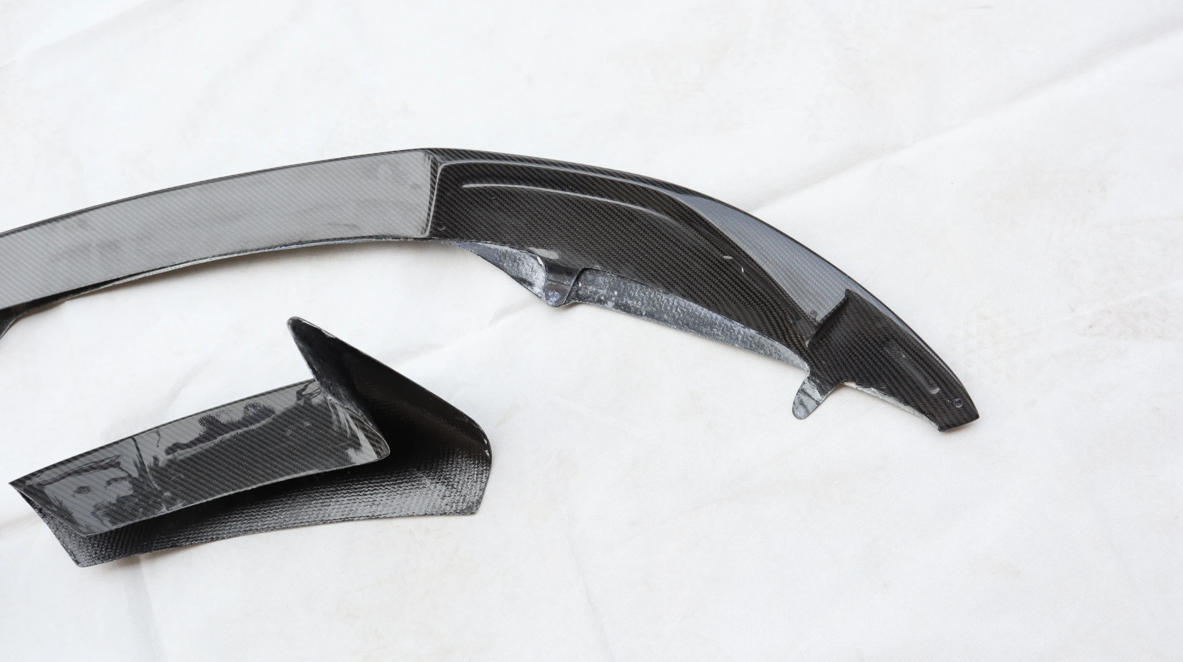 

MP style carbon fiber front Lip for F80 M3 F82 M4