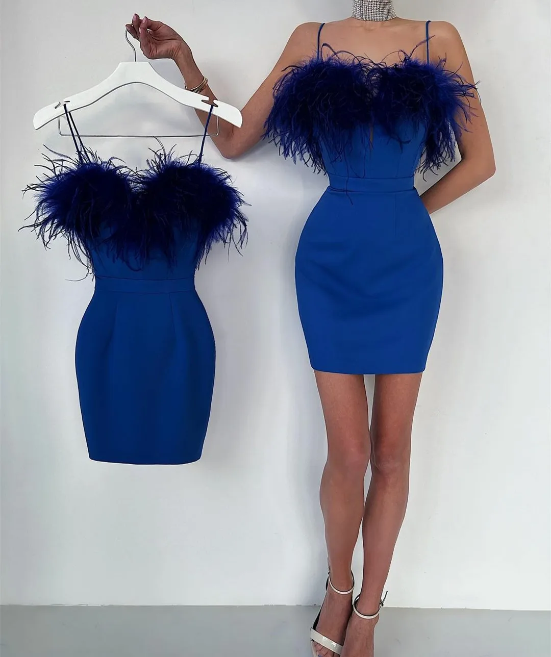 

Short Stretchy Evening Dresses With Feathers Bodycon Prom Gowns Robes de soirée Above Knee Length Party Dress Вечерние платья