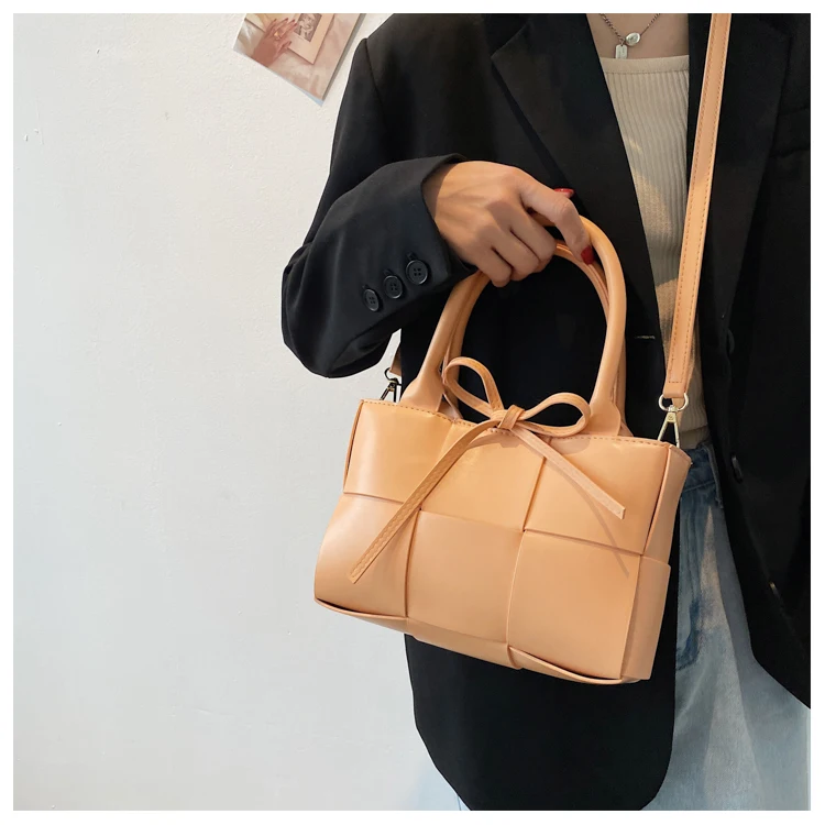 

Women Handbags Woven Bag Women's 2021 Summer Fashion Shoulder Messenger Bag Design Portable Tote Bag Purses and Handbags