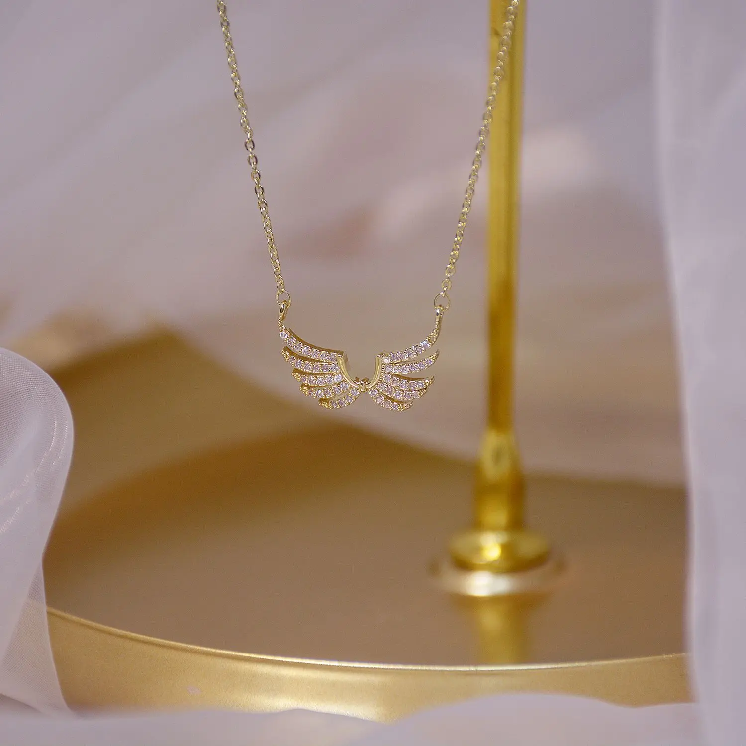 

14k Real Gold Luxury Bling AAA Zircon Angel Wings Charm Necklace Fashion Accessories Women Jewelry Pendant