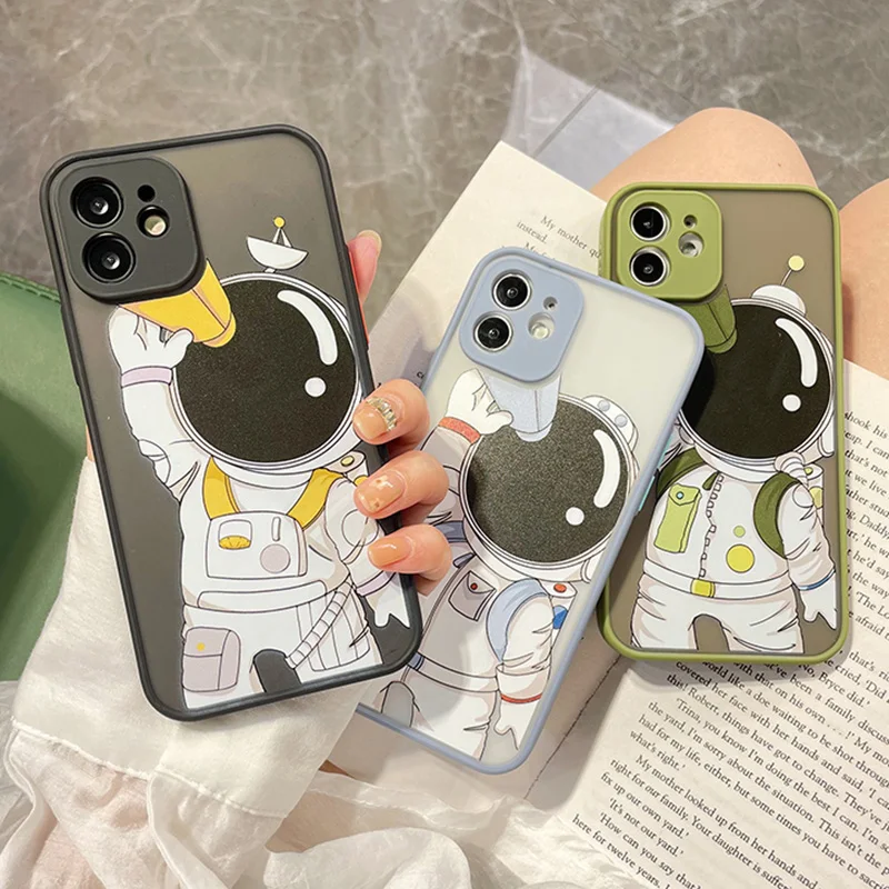 

Luxury Telescope Astronaut Matte Hard Phone Case For iPhone 11 12 Pro Max Mini X Xs XR 7 8 Plus SE 2 Silicone Shockproof Cover
