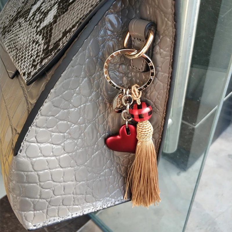 

AIYUVIA Handmade Keychain For Car Keys Personalised Gift Red Love Heart Plaid Checked Tassels Bag Tag Xmas Lovers Friends Gift