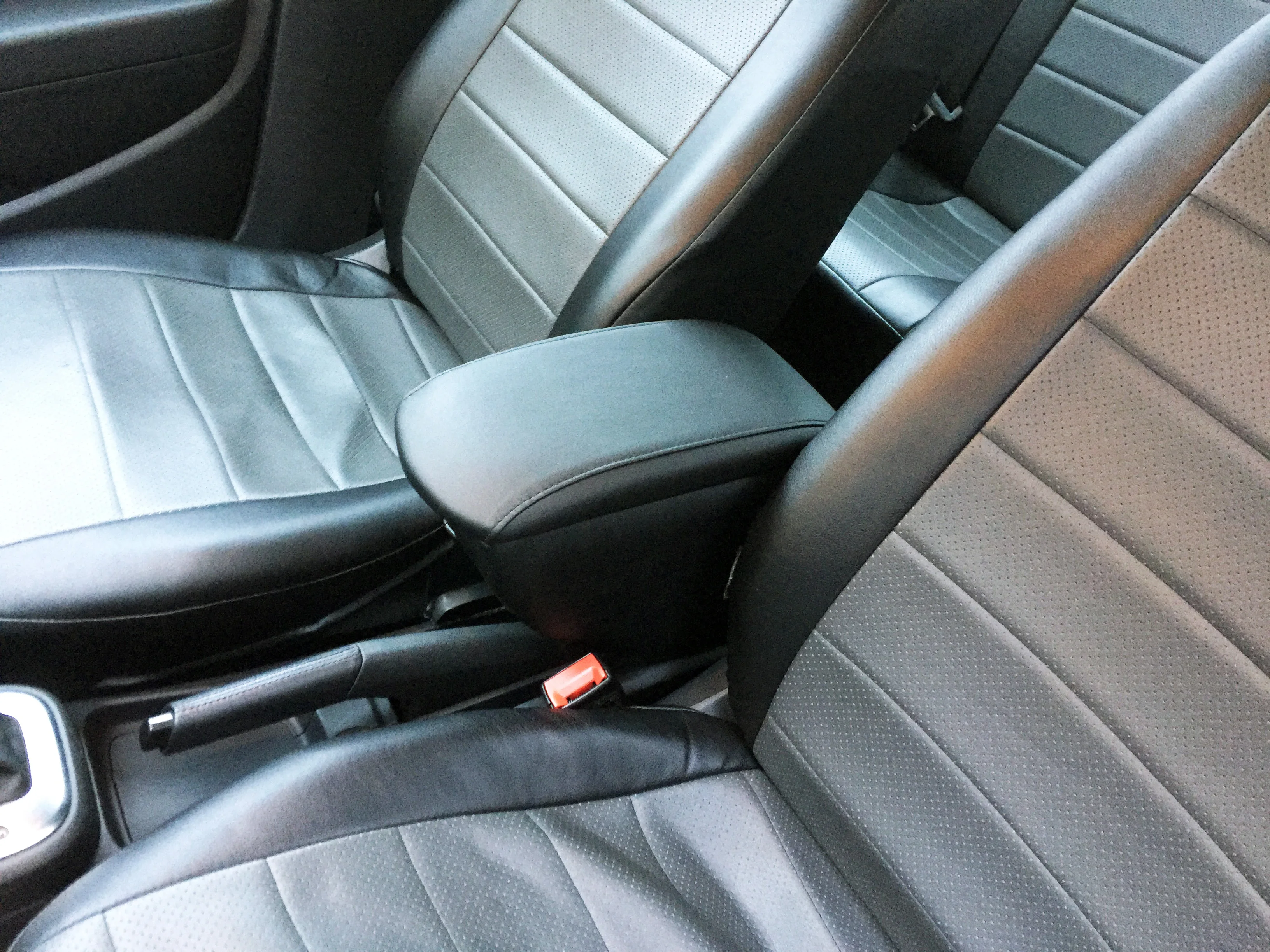 Подлокотник EcoDrive VOLKSWAGEN POLO SEDAN (2010 2020)|Задние багажники и аксессуары| |