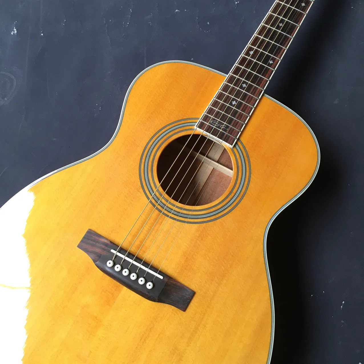 Заводская однотонная Акустическая гитара OM28 из красного дерева, новинка 2019, верхняя часть желтого цвета, задняя и боковая сторона, бесплатн...