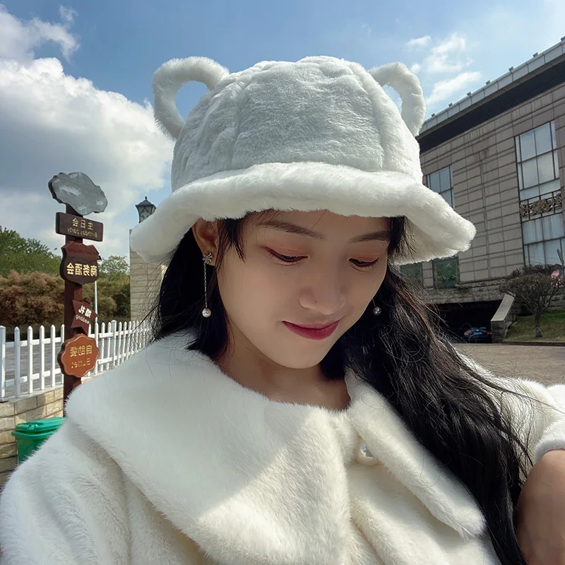 Женская Вельветовая шапка зимняя мягкая теплая с медвежьими ушками из