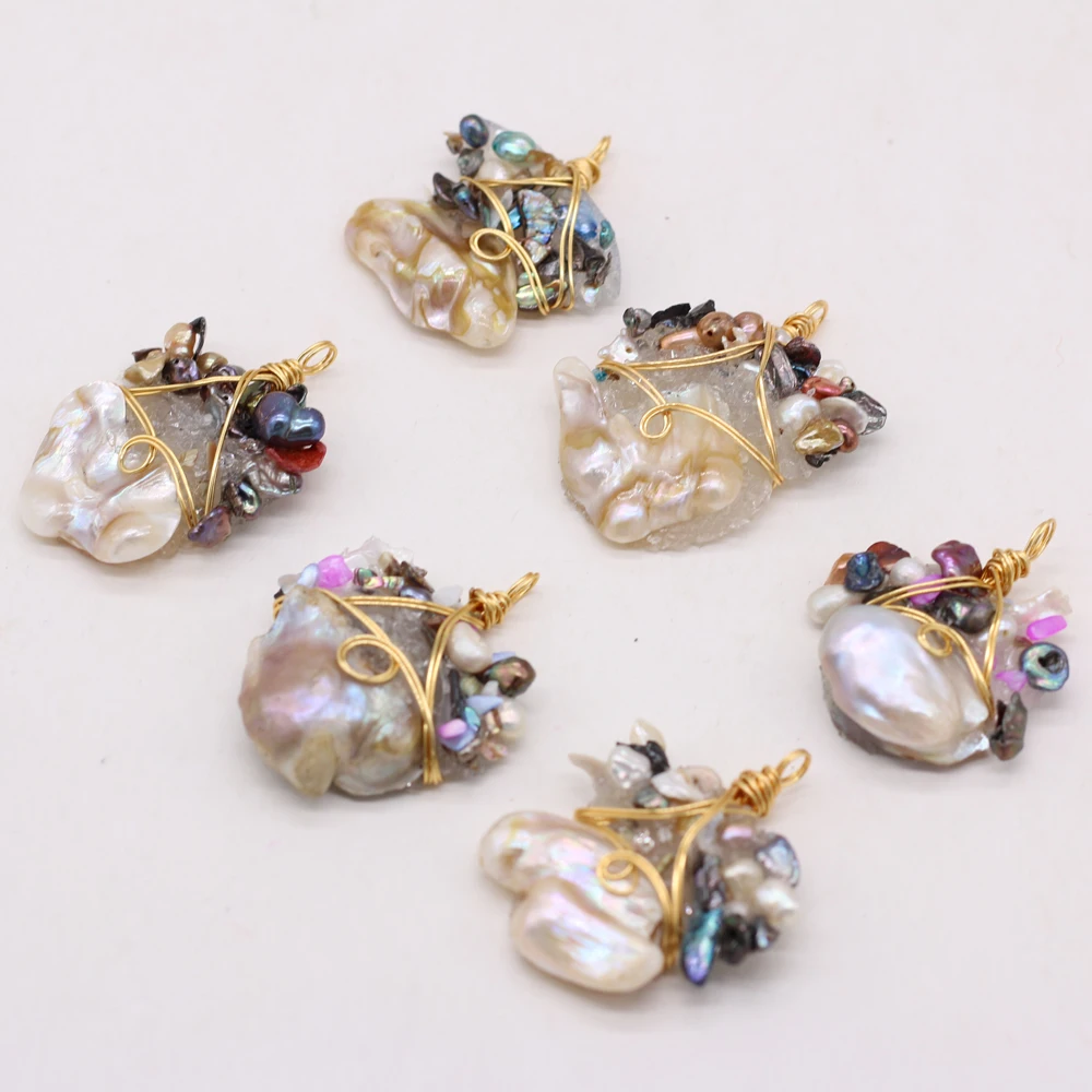 

Wholesale 8PCS Natural SemStone Irregular Pearl Crystal Bud Wrapped Gold Pendant Making DIYCharm Necklace Exquisite Jewelry Gift