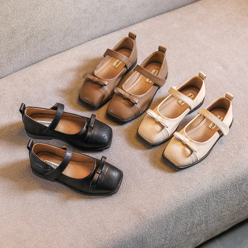 Рисунок 2 - Туфли с квадратным носком для девочек