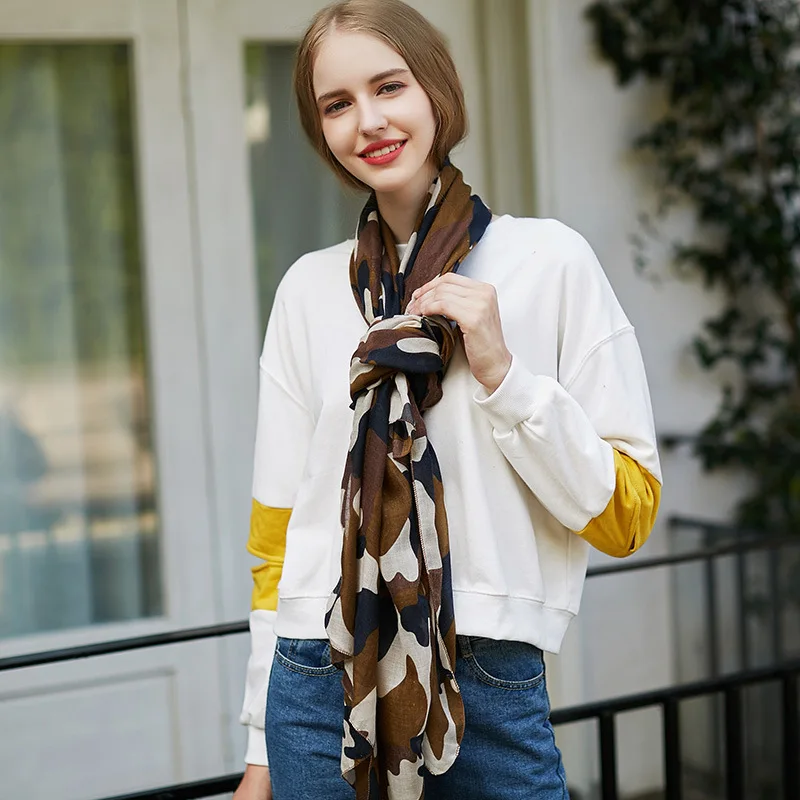 

autumn and winter new Korean cotton hemp popular camouflage design scarf scarves women manufacturers wholesale 1602