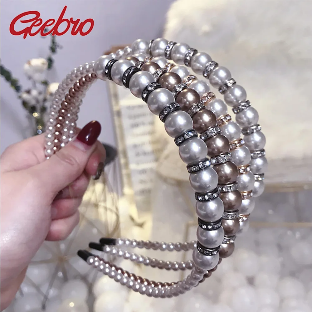 

Geebro Women Sweet Pearls Casual New Headband Female Crystal Beads Hairband Lovely Glitter Rhinestone Fashion Hair Accessories