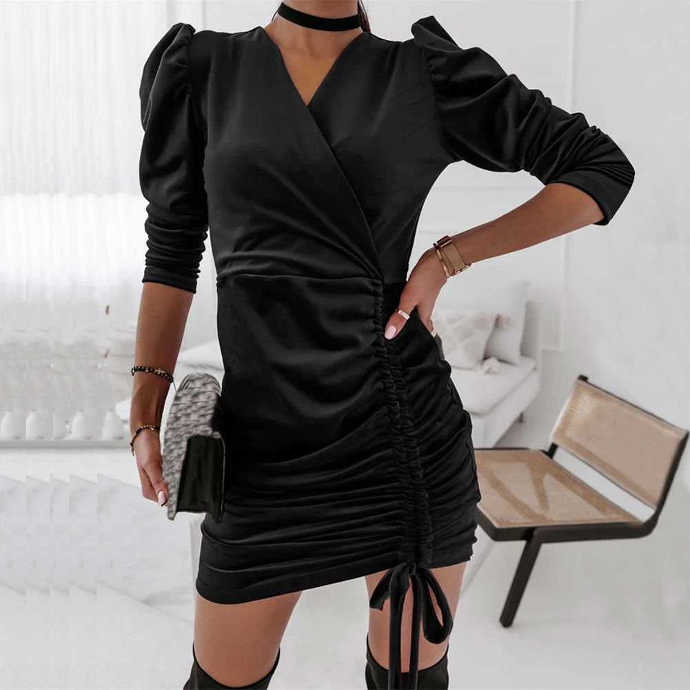 Женское вечернее платье однотонное с V-образным вырезом длинными