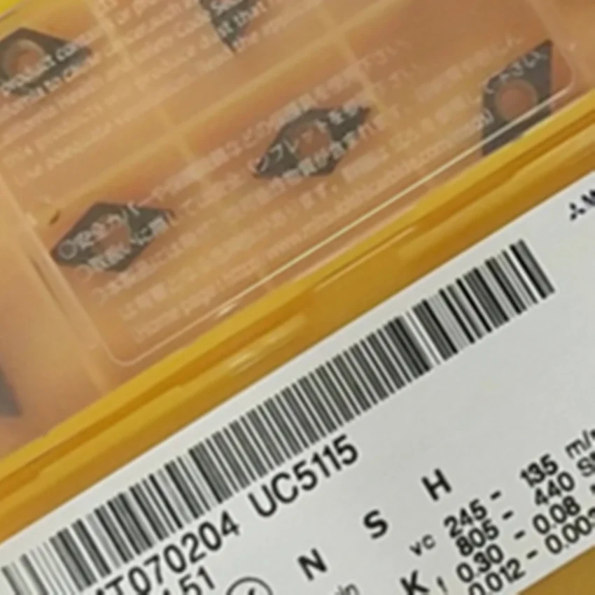 

DCMT070204 UC5115 / DCMT070208 UC5115 / DCMT11T304 UC5115 / DCMT11T308 UC5115 карбидная вставка CNC 10 шт./корк.
