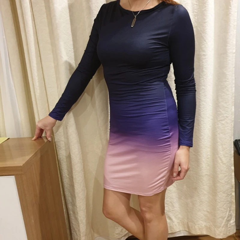 Женское мини платье с круглым вырезом повседневное короткое разных цветов