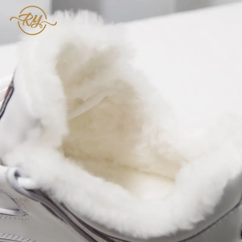 Женские кроссовки из натуральной кожи на платформе овечьей шерсти с