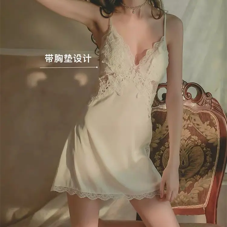 

2021 new style pajamas feminine lace thin section with chest pads gathered on the bed short skirt beautiful back suspender night