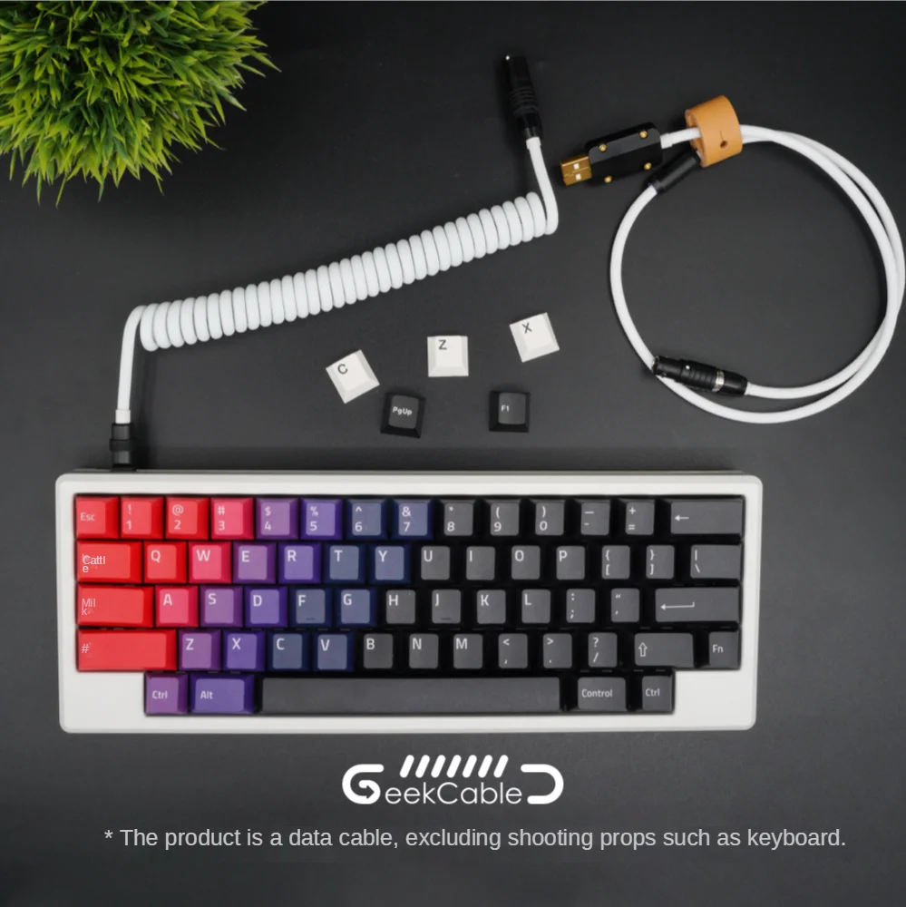 GeekCable hand-made customized keyboard data cable rear aviation plug black hardware fluorescent white Type-C