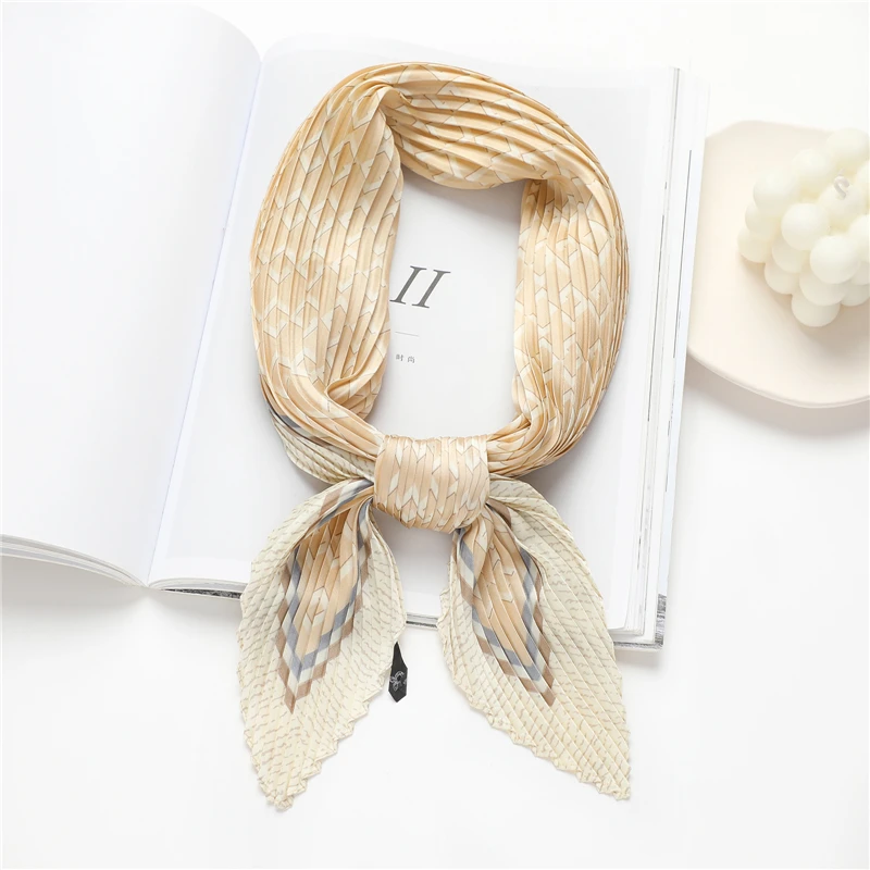 

2022 Fashion Print Crinkle Square Scarf For Women Silk Shawl Neckerchief Female Satin Foulard Hijab Hair Band Head Wraps Bandana