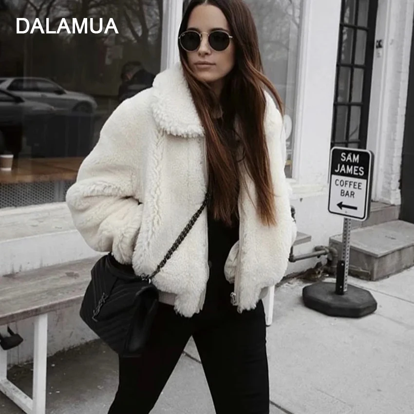 

Женское теплое пальто из искусственного кроличьего меха, однотонная белая Повседневная утепленная куртка с отложным воротником, зима 2021