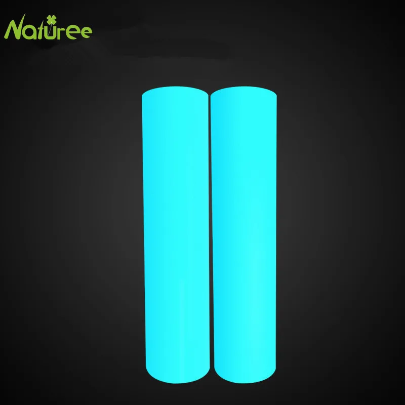 

25cm*1m Blue Glow in Dark HTV Gloss Adhesive Craft Heat Transfer Vinyl Roll for T-Shirts