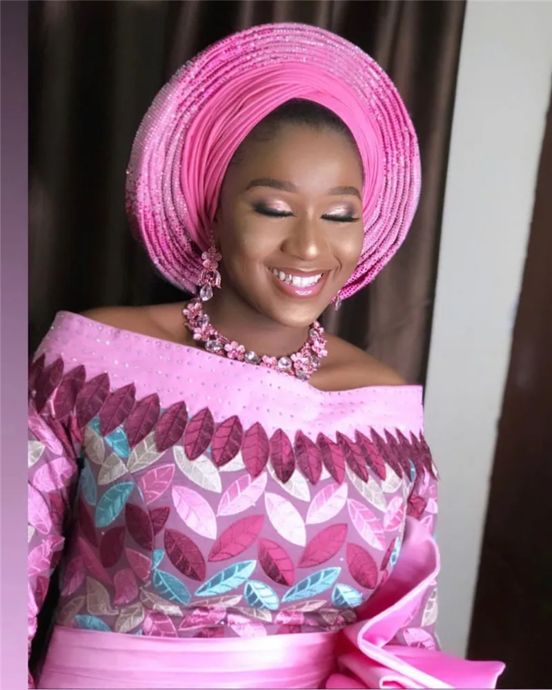 Новое поступление хлопчатобумажные кружевные ткани оптовая цена швейцарская