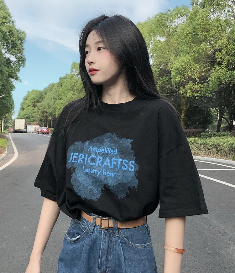 

2198 Summer Korean version 2021 new letters loose design sense white short-sleeved ink printing T-shirt women