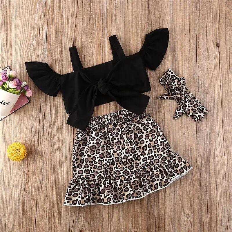 Комплект летней одежды для маленьких девочек черный топ с открытыми плечами и