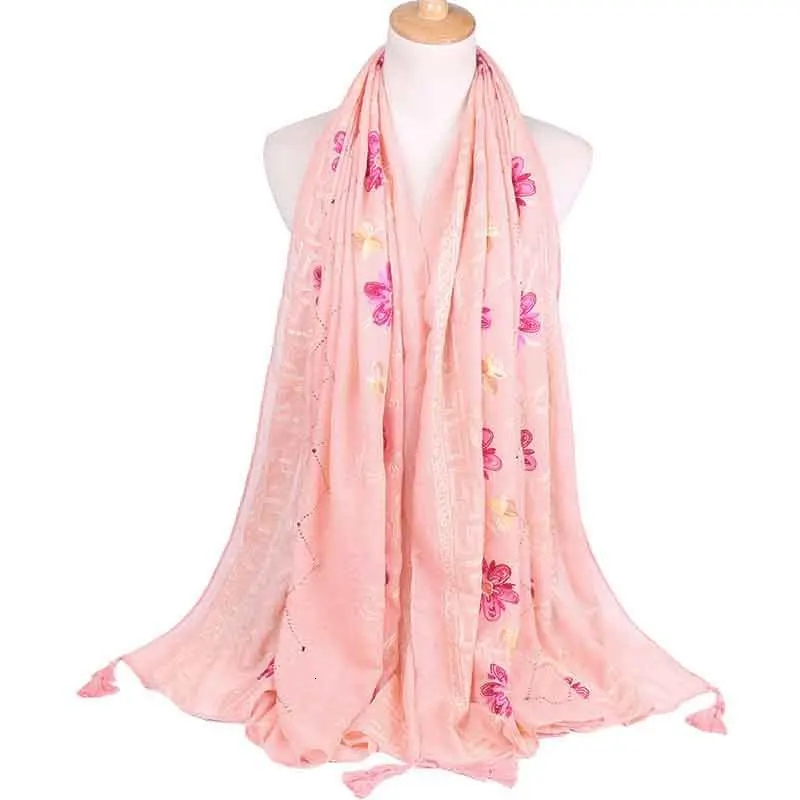 

2019 Fashion Plain Embroidered Floral Scarf Ladies Shawl Cotton Scarves Wrap Hijab Chinese Style Ladies Muffler