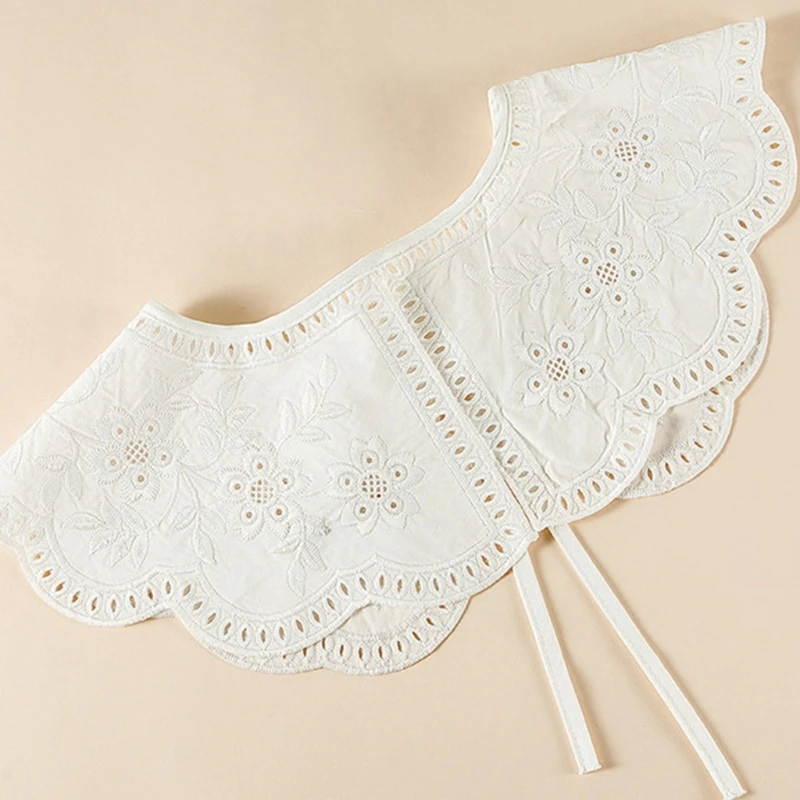 

Decorative Fake Collar Shawl Embroidery Sunflower Lace Necklace Short Capelet XX9D