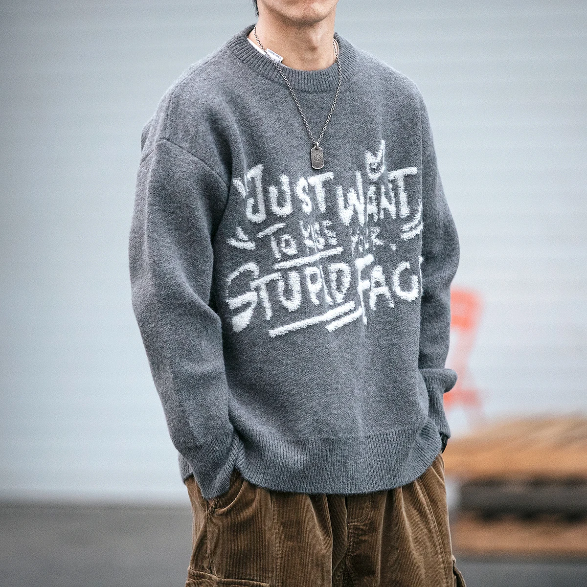 Свитер Мужской трикотажный с круглым вырезом Свободный пуловер надписью