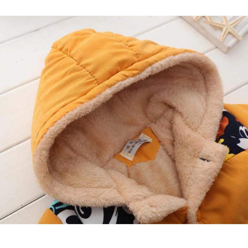 Детские пальто 2021 г. Зимние куртки для мальчиков куртка с капюшоном теплая