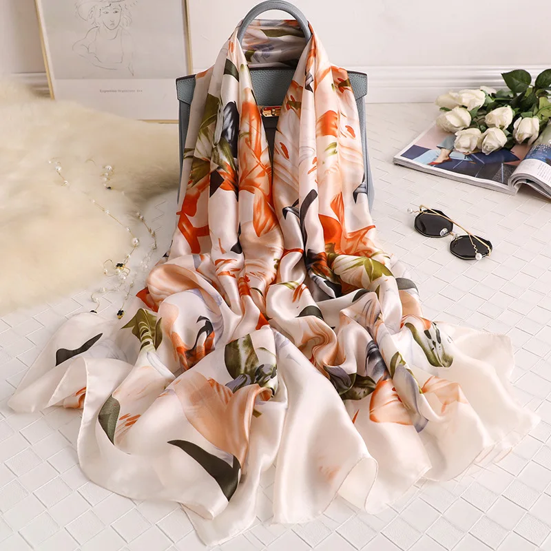 

Autumn and winter new warm scarf women sunscreen beach towel silk shawl