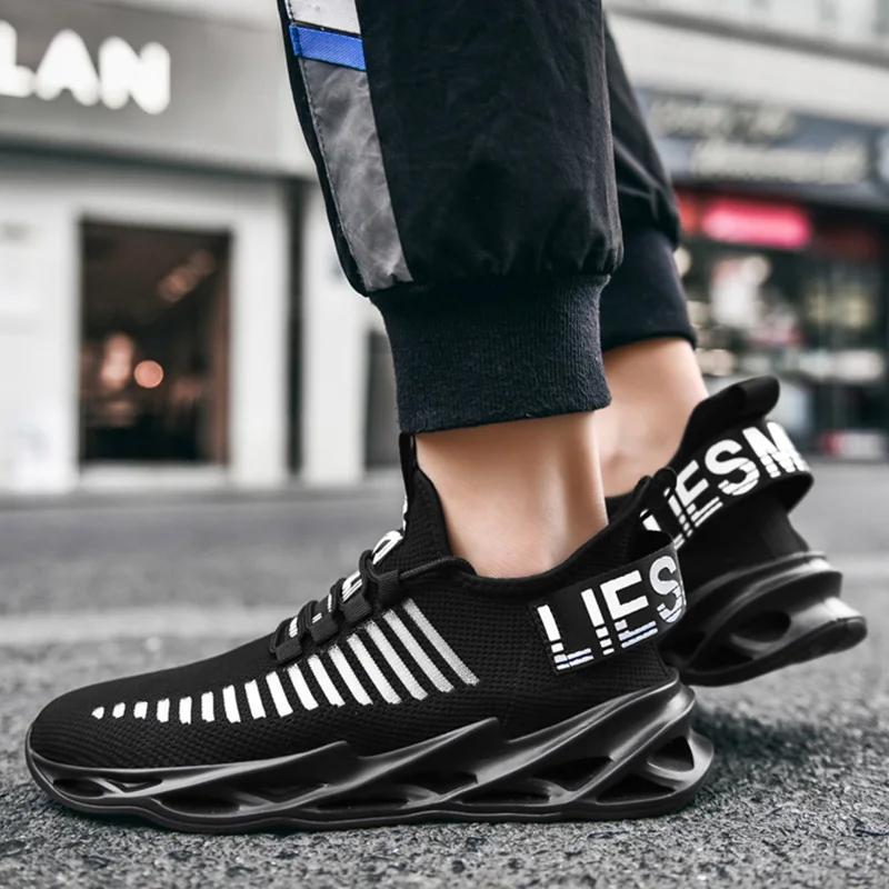 Мужские кроссовки 2020 модная удобная обувь для бега сетчатая дышащая