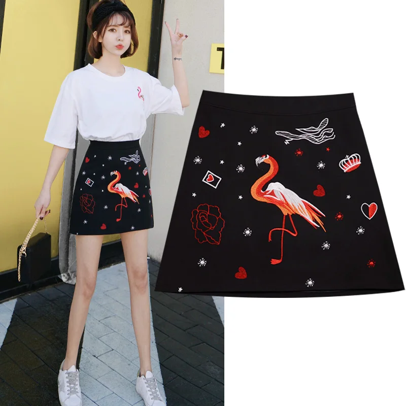 

2020 spring and autumn new super fire high waist summer embroidered skirt women bag hip skirt short skirt