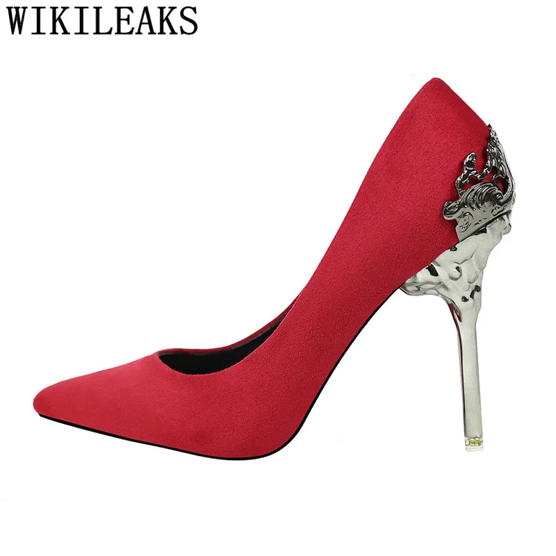 Женские туфли-лодочки на высоком каблуке с металлическим украшением | Обувь