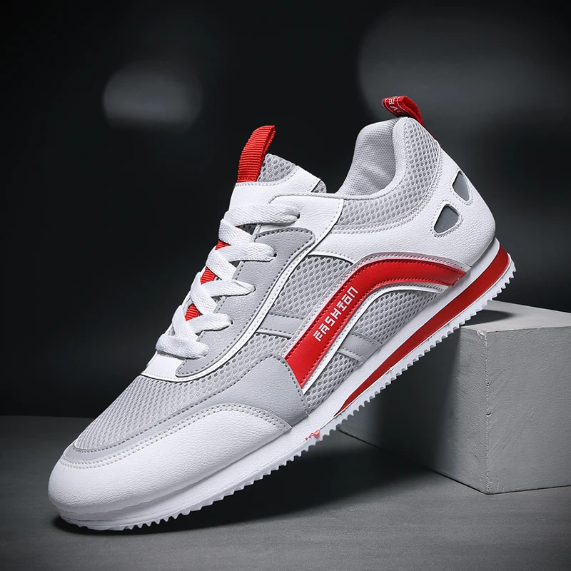 

Four seasons forrest shoes white shoes skate shoes sneakers tide shoes men's shoes lightweight comfortable men's shoes