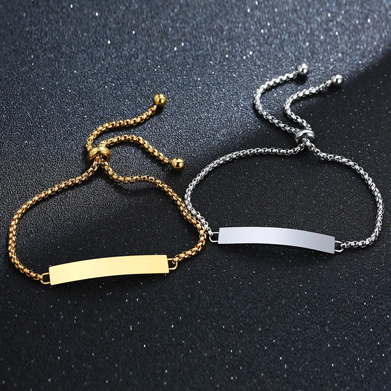 Браслет женский из нержавеющей стали с гравировкой под золото серебристый